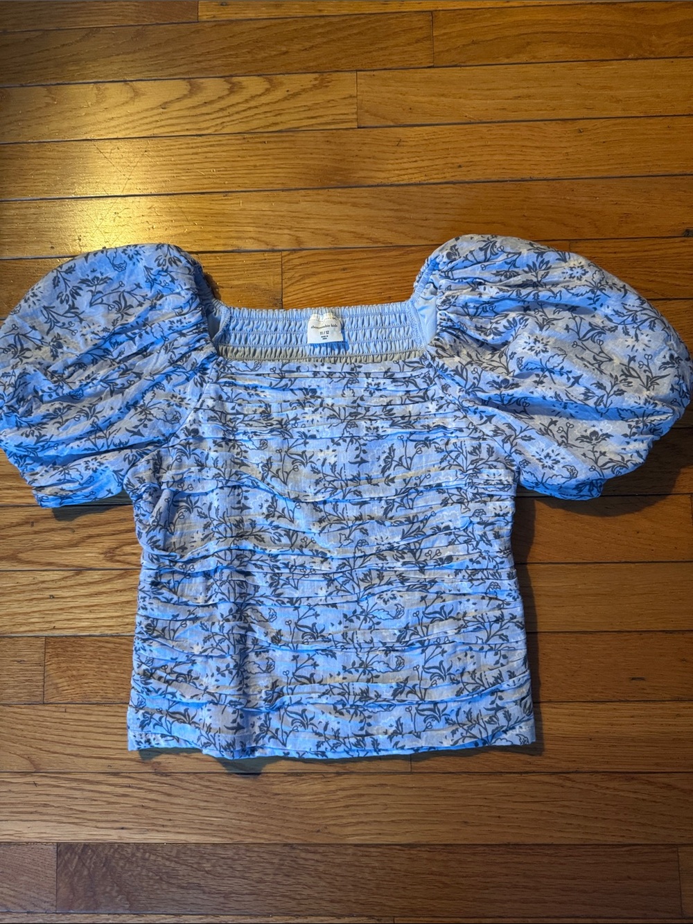 abercrombie kids Light Blue Floral Puff Sleeve Top